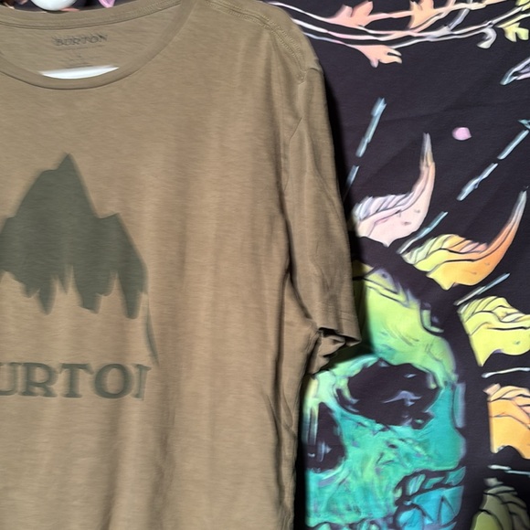 Burton Men’s Olive Big Logo t shirt Size Large - Picture 3 of 6